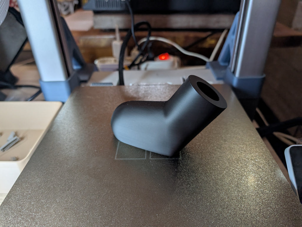 BRICK HAND – Weinflaschen-Halter im „Brick-Style“ (3D-Druck, Duo-Color)